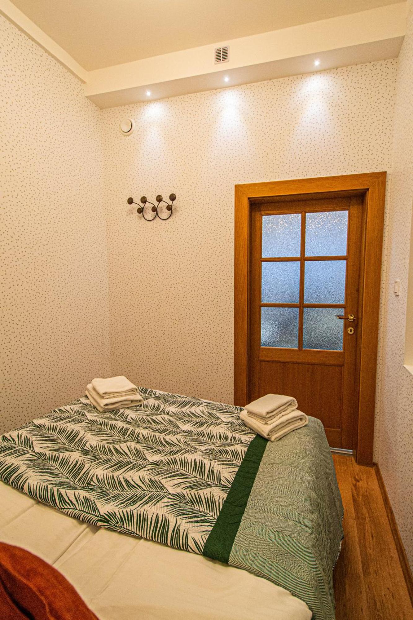 Main Prague Square Apartments Sauna And Fireplace Dış mekan fotoğraf