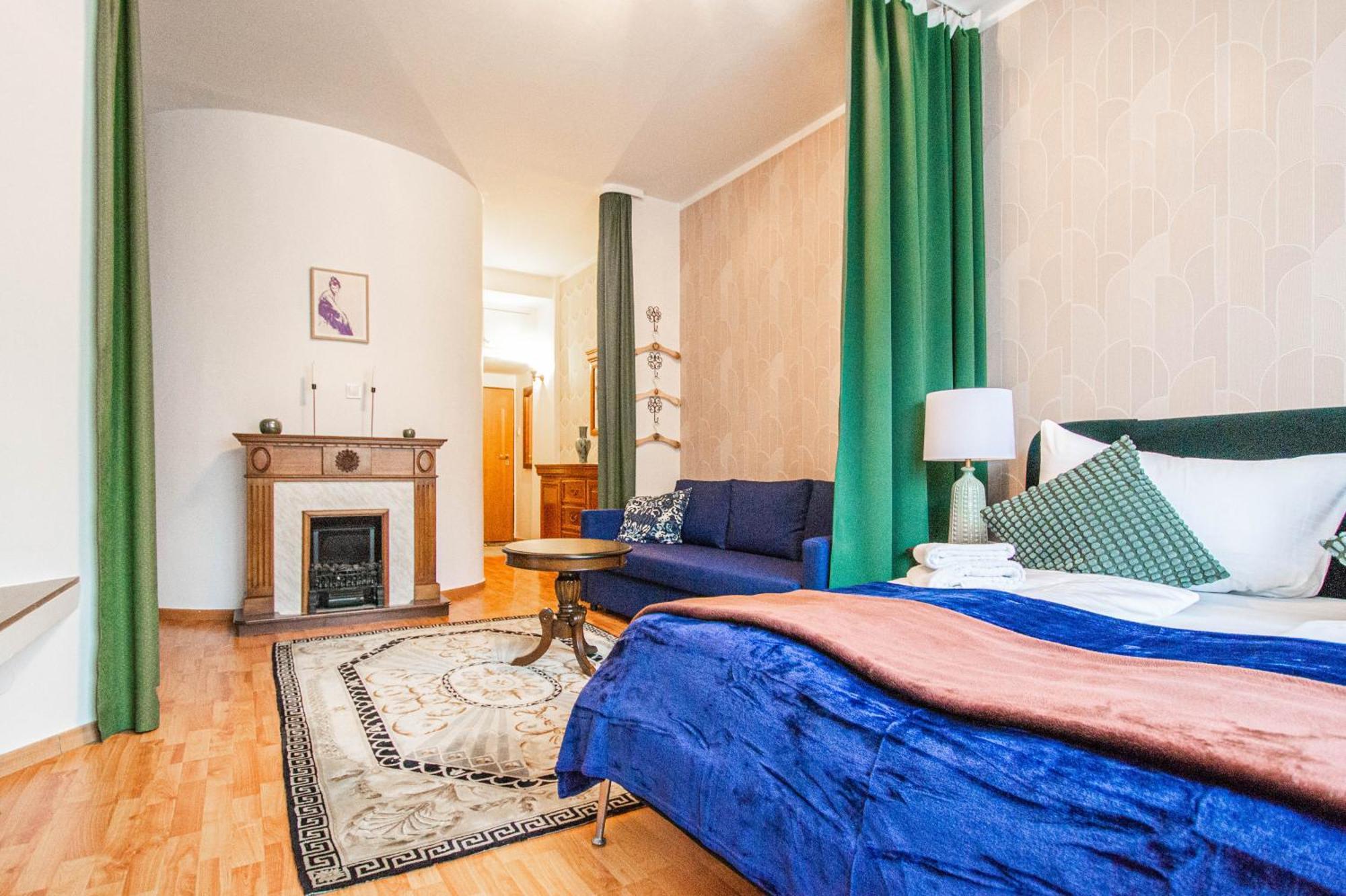 Main Prague Square Apartments Sauna And Fireplace Dış mekan fotoğraf