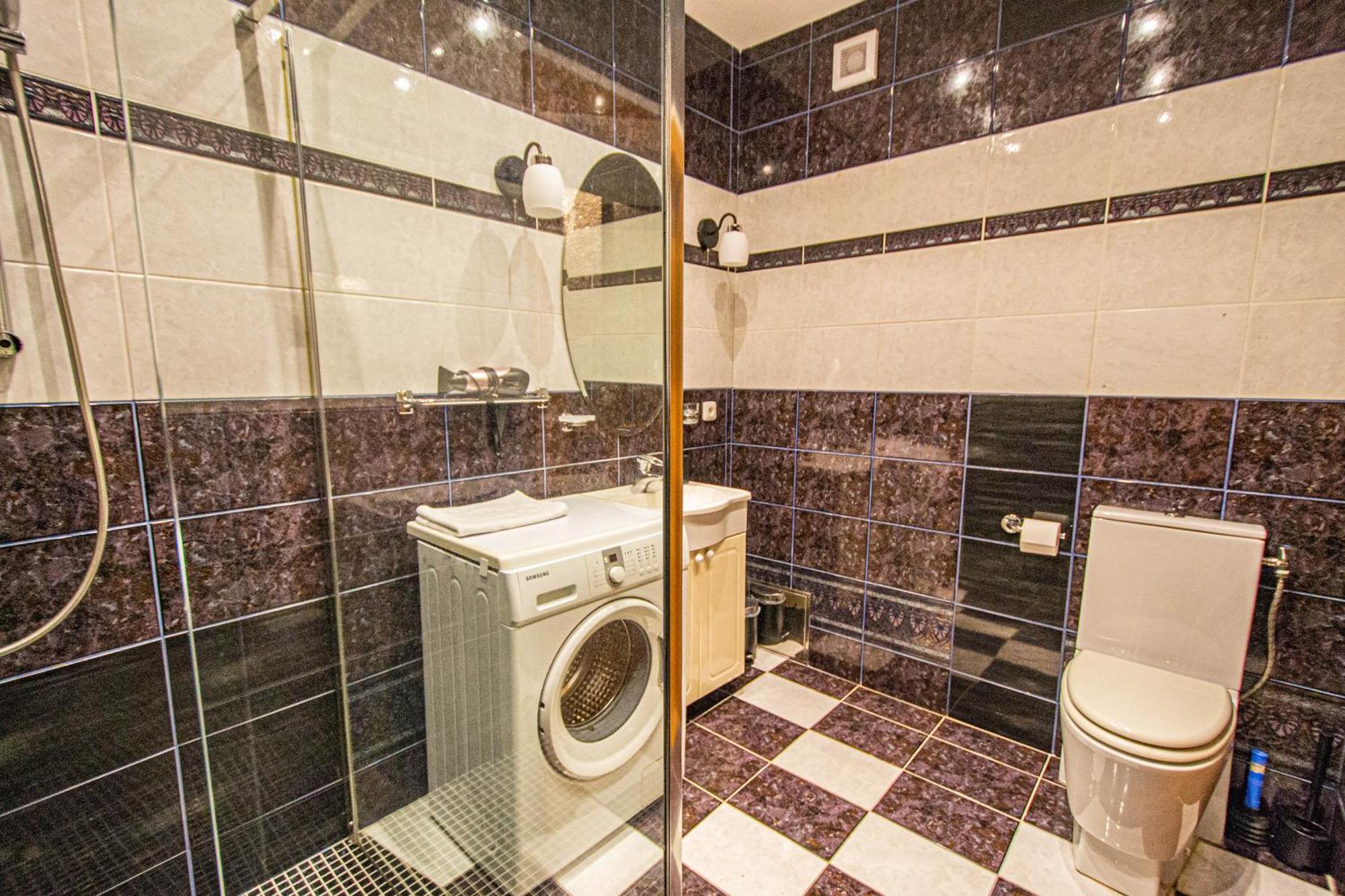 Main Prague Square Apartments Sauna And Fireplace Dış mekan fotoğraf