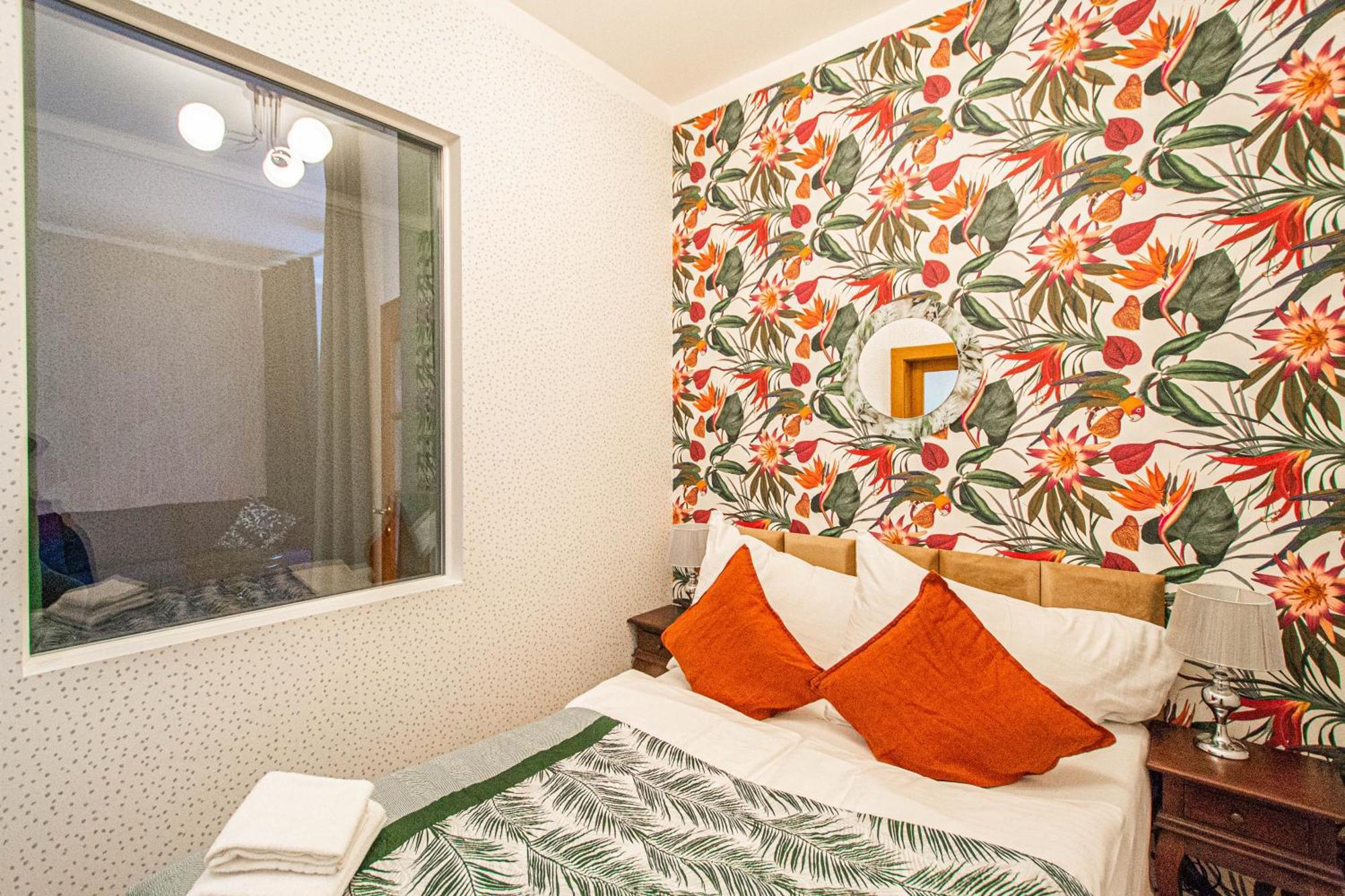Main Prague Square Apartments Sauna And Fireplace Dış mekan fotoğraf